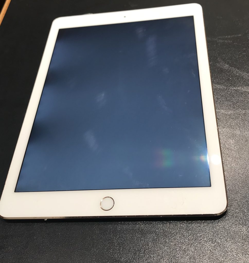 Apple iPad Air 2 Cellularモデル ゴールド