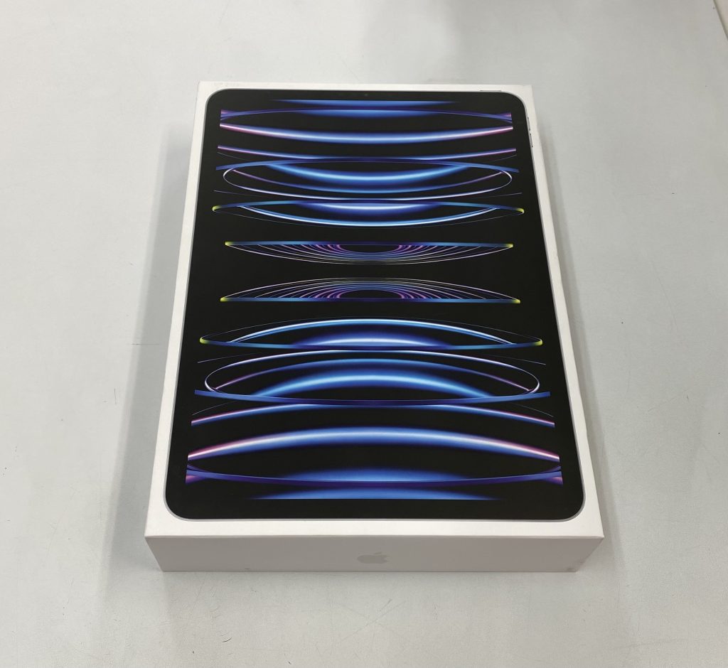 iPad Pro 第4世代 11インチ Wi-Fi 256GB シルバー MNXG3J/A