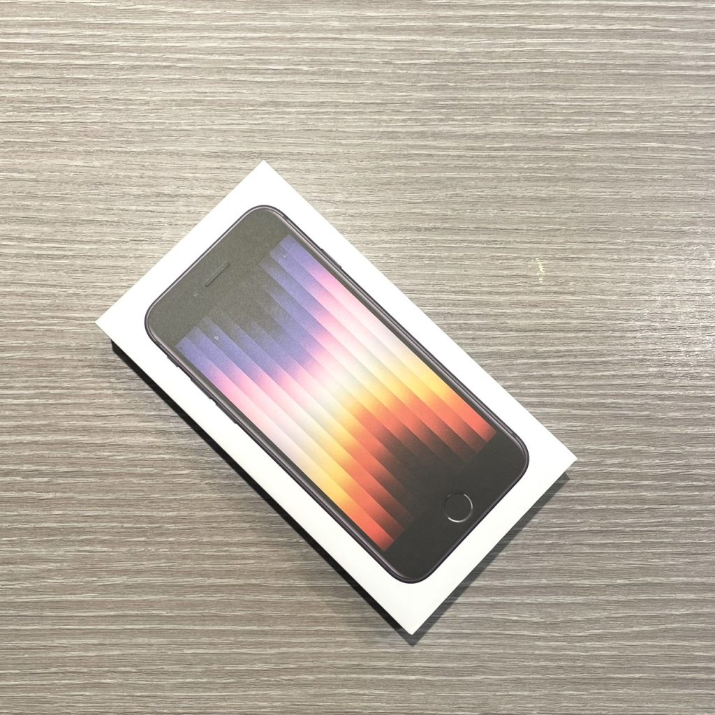 SIMロック解除(au) iPhoneSE3 64GB ミッドナイト MMYC3J/A