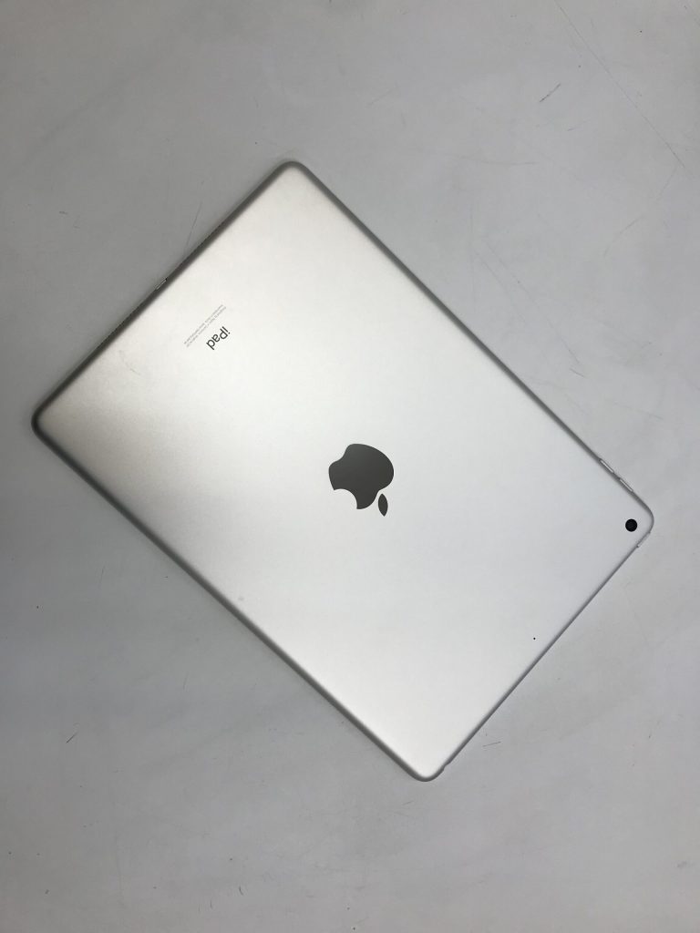 iPad 第7世代 2019 Wi-Fiモデル 32GB MW752J/A シルバー