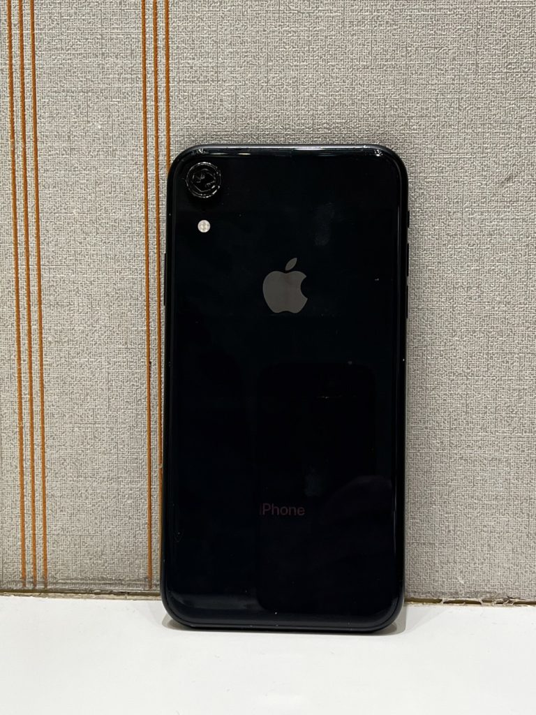 docomo/SIMロック有 iPhoneXR 64GB ブラック MT002J/A