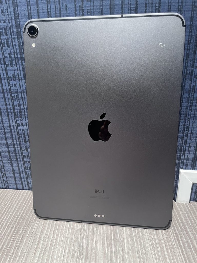 国内版SIMフリー  iPad Pro 11インチ 第1世代 Wi-Fi+Cellular 1TB MU1V2J/A