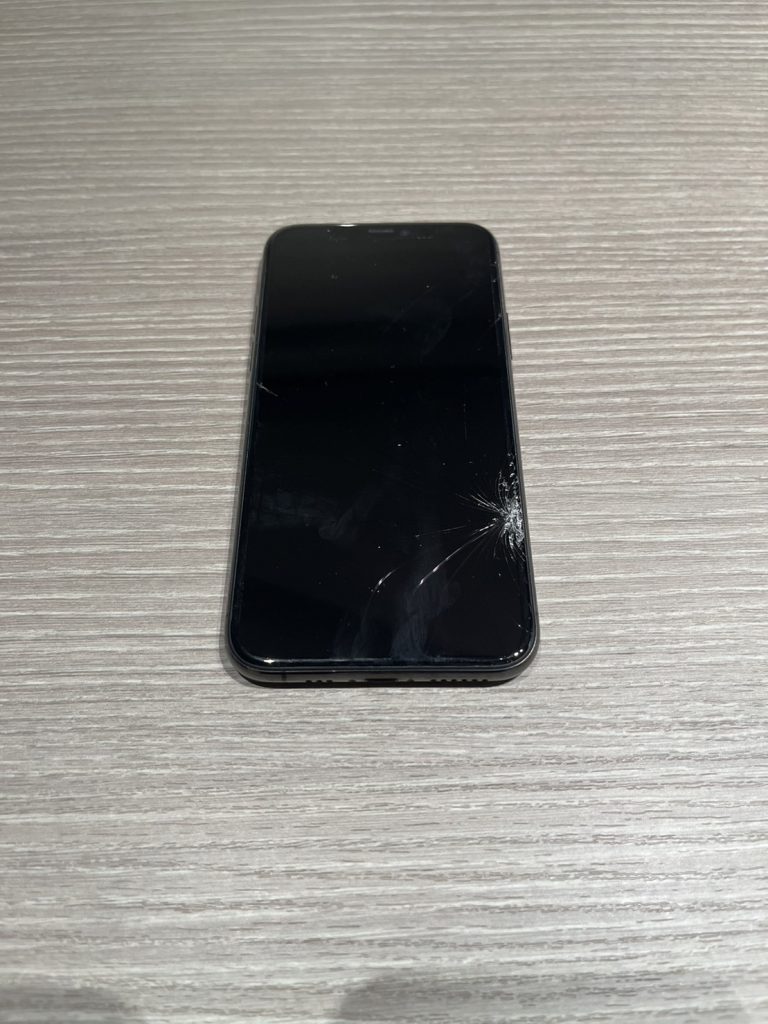 SIMロック解除(docomo) iPhone11Pro 64GB スペースグレイ MWC22J/A