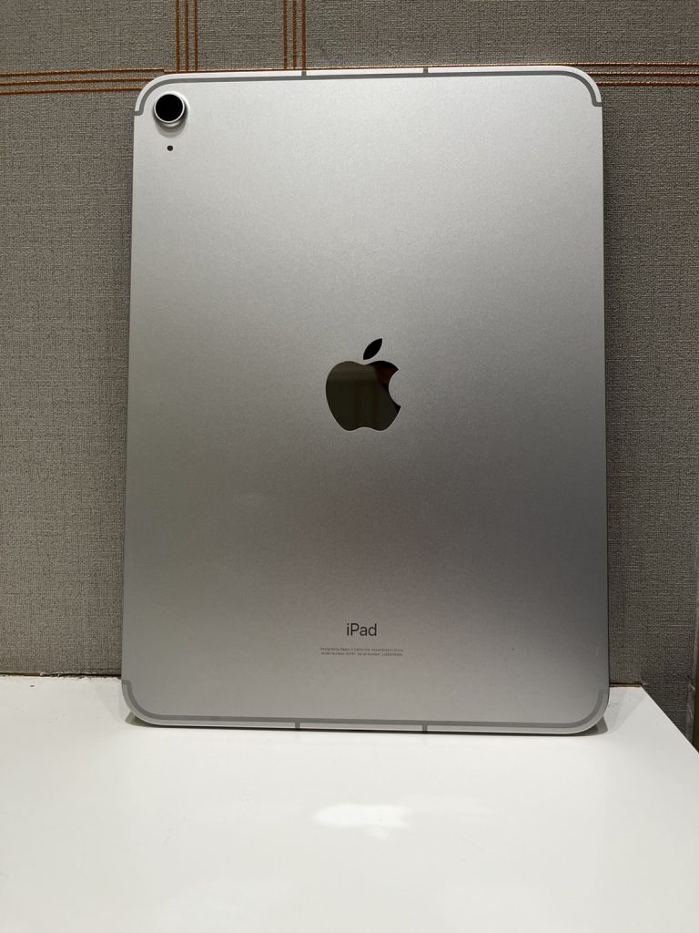 Apple iPad 10.9インチ 第10世代 Wi-Fi+Cellular 64GB シルバー MQ6J3J/A