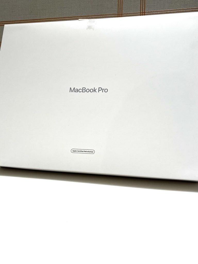 MacBook Pro Liquid Retina XDRディスプレイ 14.2 FKGR3J/A