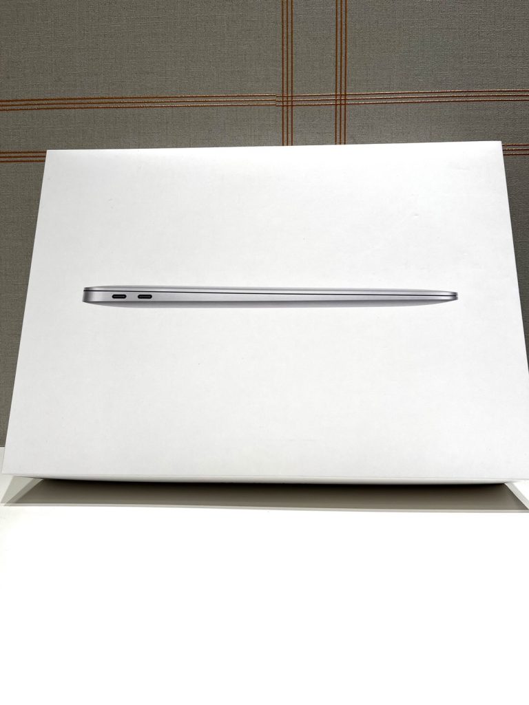 MacBook Air 13インチ 256GB シルバー