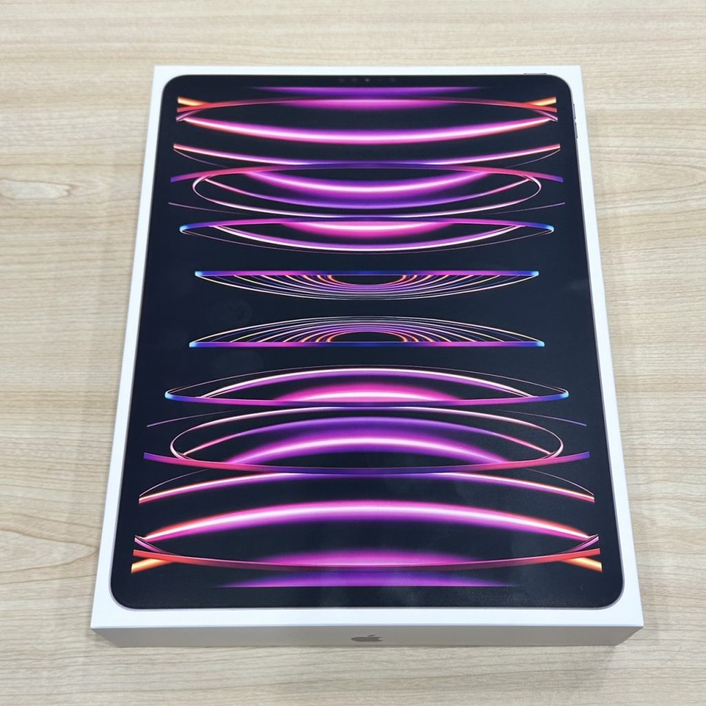 iPad Pro 12.9インチ 第6世代 Wi-Fi+Cellular 256GB MP203J/A