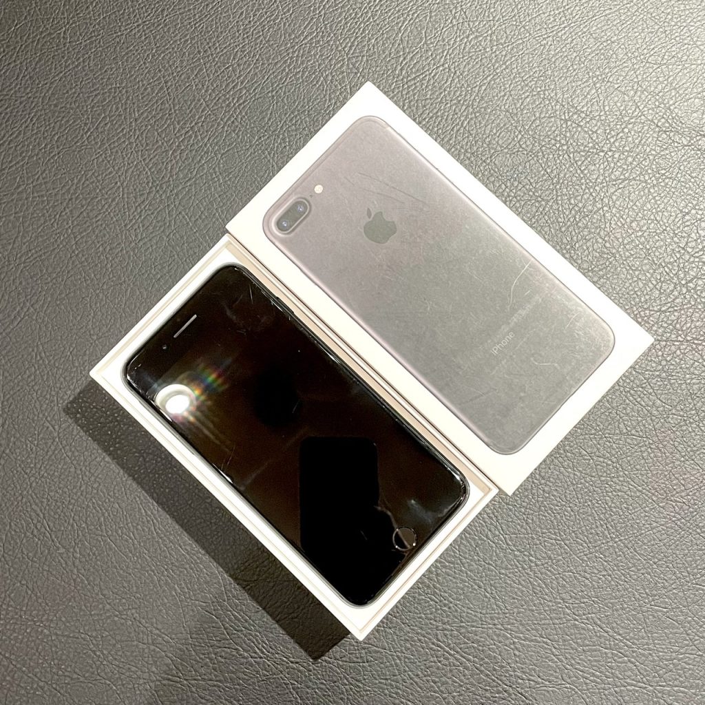 SIMロック解除(au) iPhone7Plus 32GB ブラック MNR92J/A