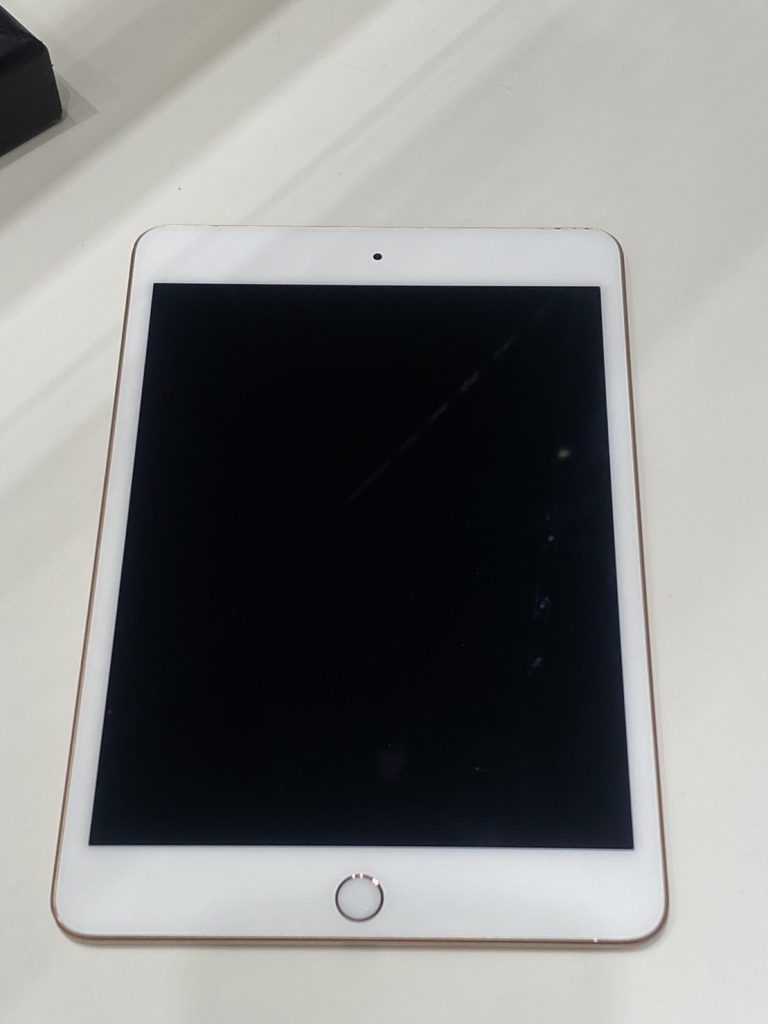 docomo iPad mini 第5世代 Cellular 64GB ゴールド MUX72J/A