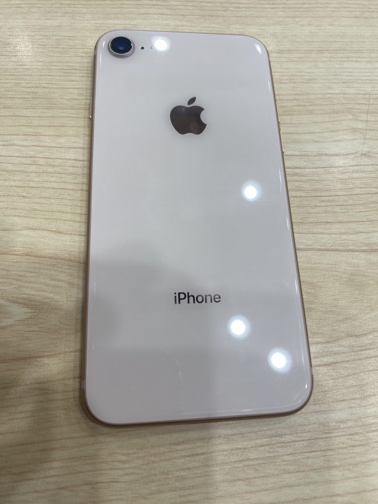 Apple iPhone8 64GB ゴールド MQ7A2J/A
