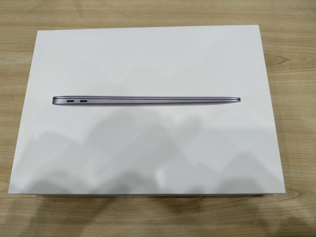 Apple MacBookAir 13インチ 256GB スペースグレイ MGN63J/A