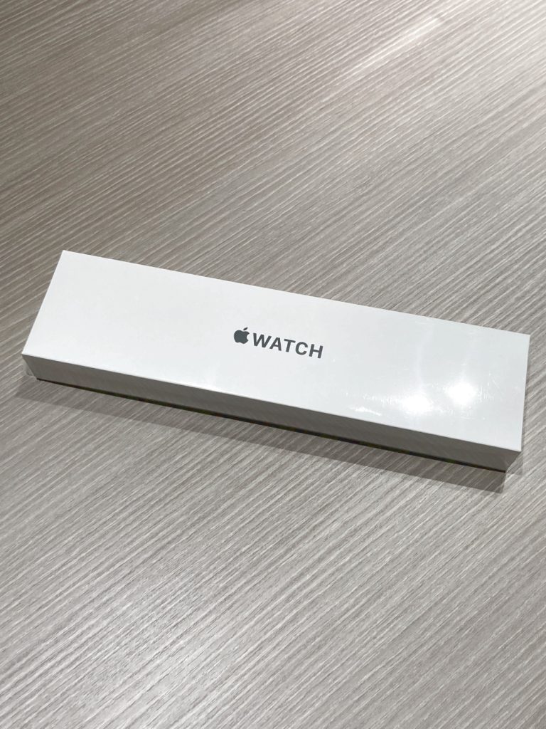 Apple Watch SE2 40mm GPS ミッドナイト アルミニウムケース スポーツバンド MNJT3J/A