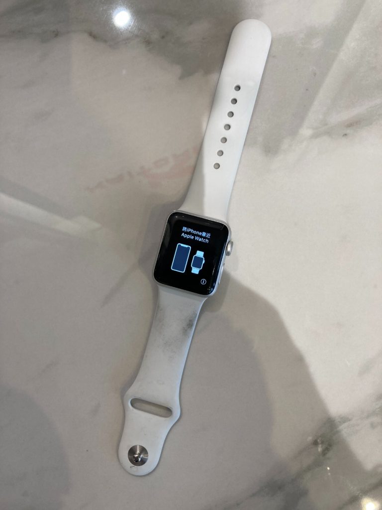 Apple Watch Series3 38mm GPS シルバー ホワイトスポーツバンド MTEY2J/A