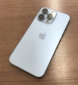 SIMロック解除(au) iPhone13Pro 256GB シエラブルー MLUU3J/A