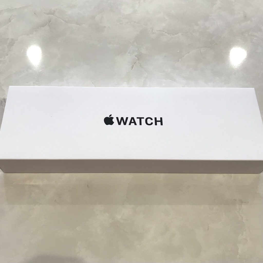 Apple Watch SE 第2世代 44mm GPS MREF3J/A