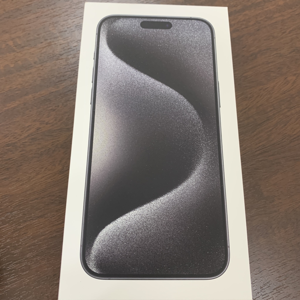 SIMロック解除(Softbank) iPhone15ProMax 1TB ブラックチタニウム MU6Y3J/A