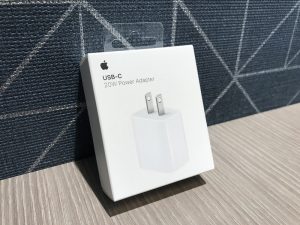 Apple 20W USB-C パワーアダプタ MHJA3AM/A
