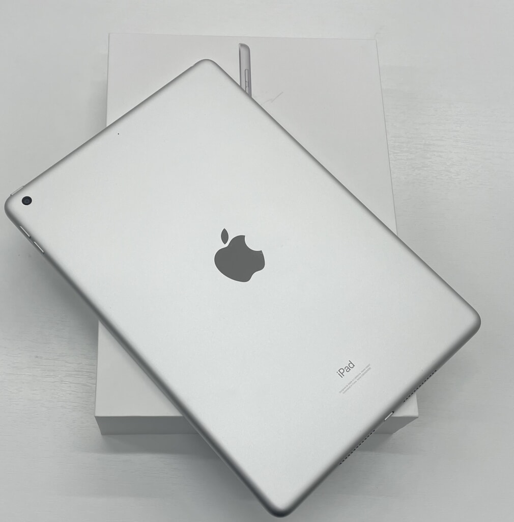 Apple iPad 10.2インチ 第9世代 Wi-Fi 256GB MK2P3J/A