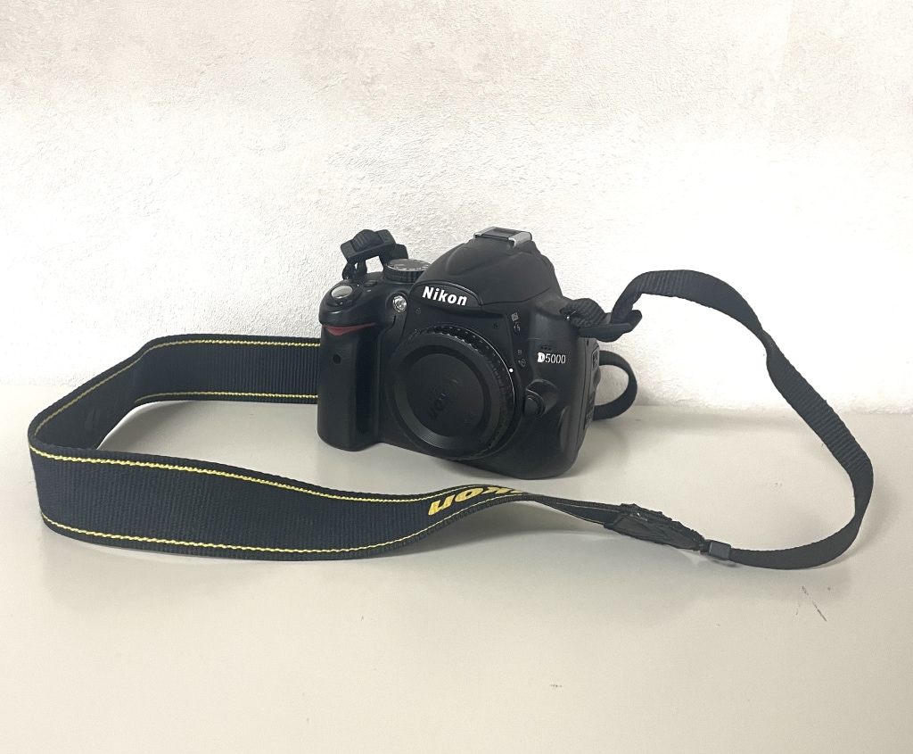 Nikon/ニコン デジタル一眼レフカメラ D5000