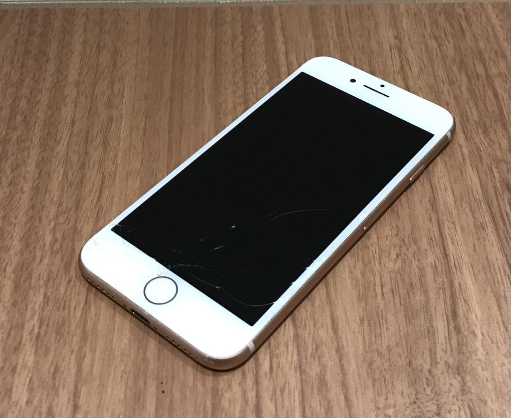 SIMロック解除(au) iPhone8 64GB ゴールド MQ7A2J/A
