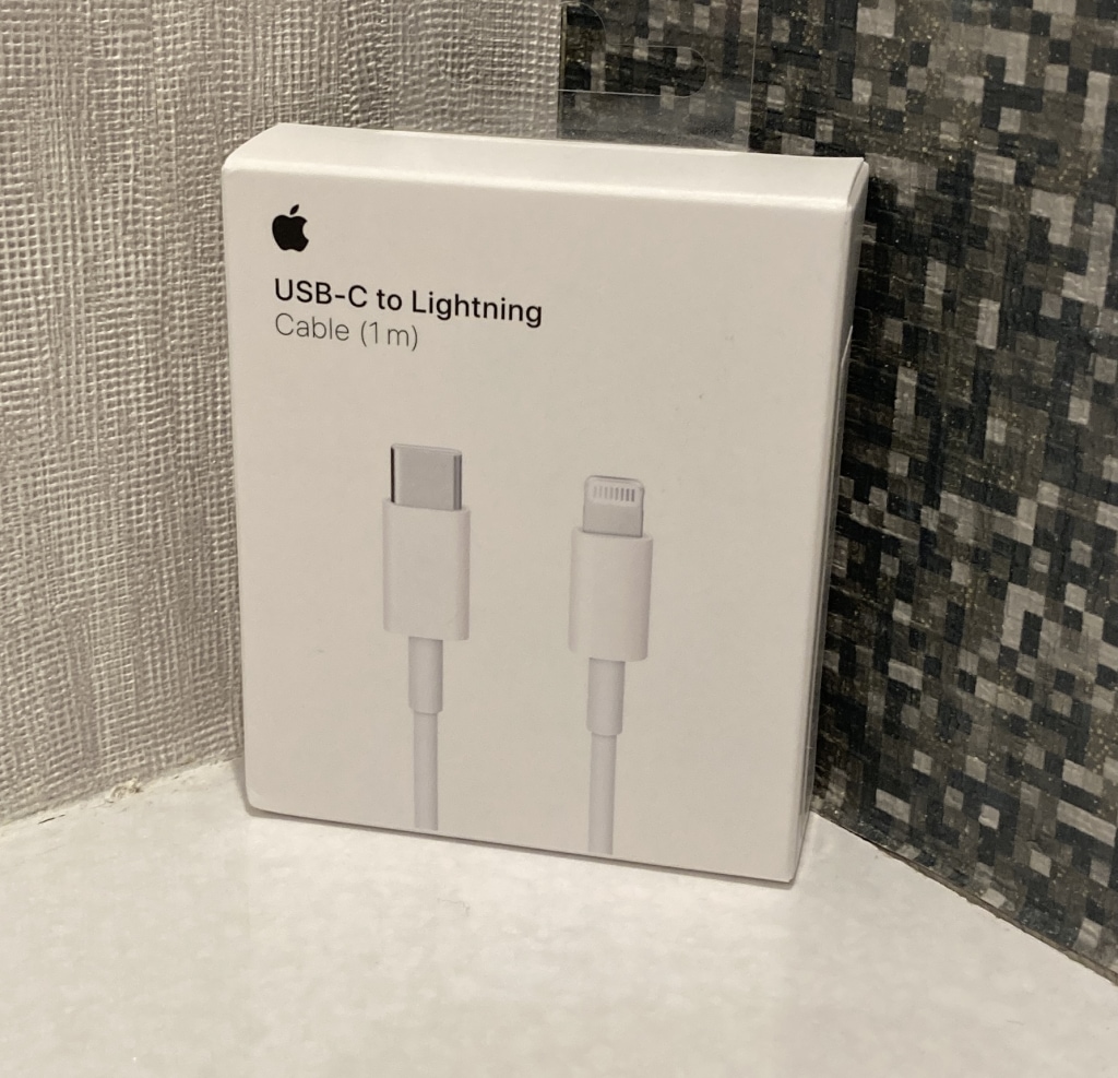 Apple USB-C – Lightningケーブル（1 m）MQGJ2FE/A