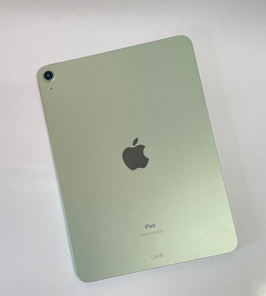 Apple iPad Air 第4世代 Wi-Fi 64GB グリーン MYFR2J/A