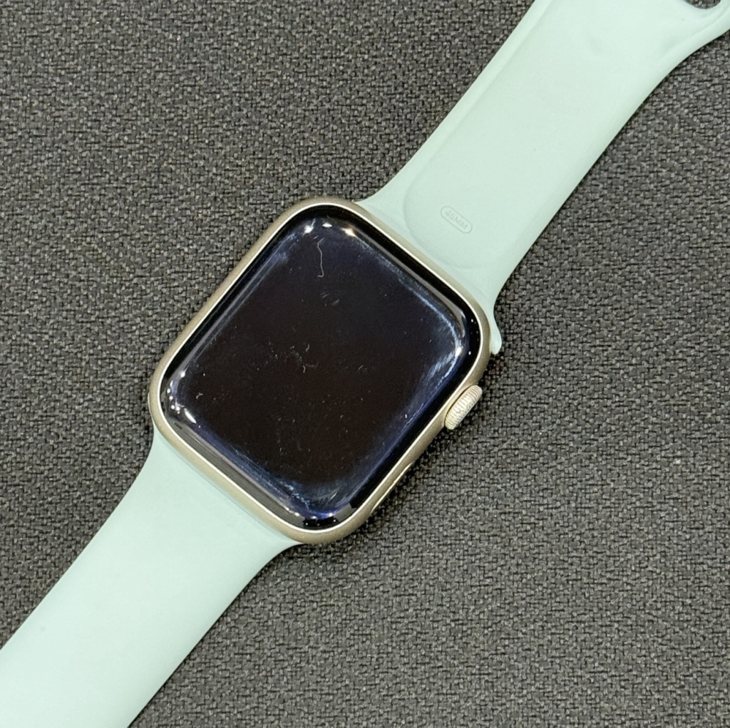 Apple Watch Series8 45mm GPSモデル スターライトアルミケース MNP93J/A