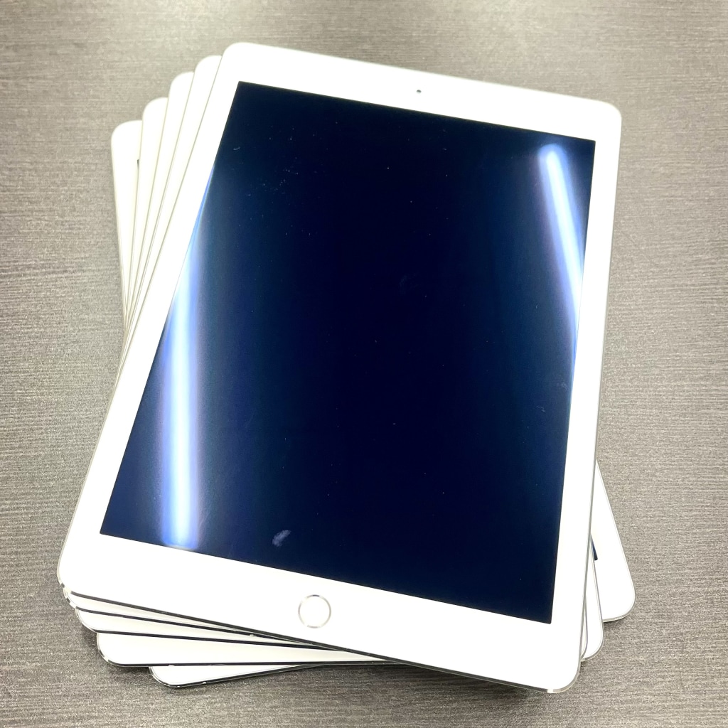 au iPad Air2 16GB シルバー MGH72J/A