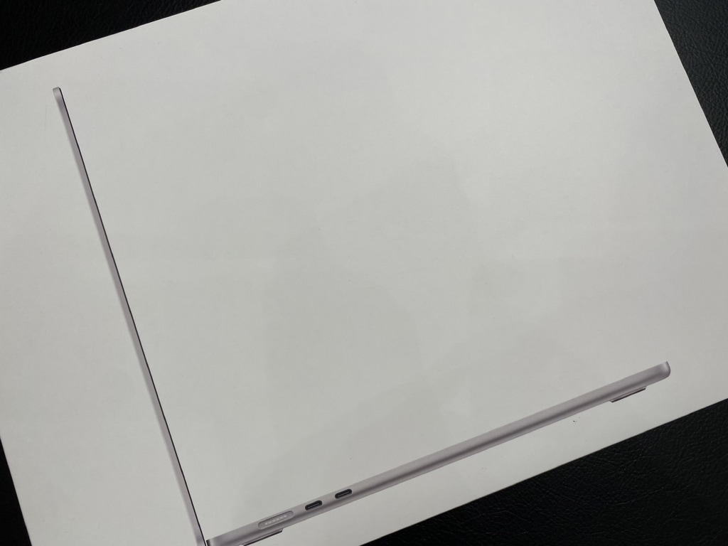 Apple MacBook Air Liquid Retinaディスプレイ 15.3インチ シルバー MQKR3J/A