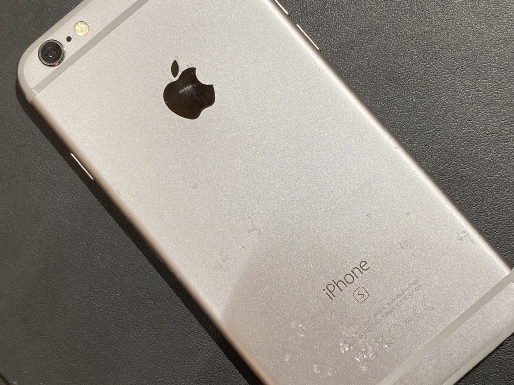 SIMロック解除(Softbank) iPhone6s 64GB スペースグレイ MKQN2J/A
