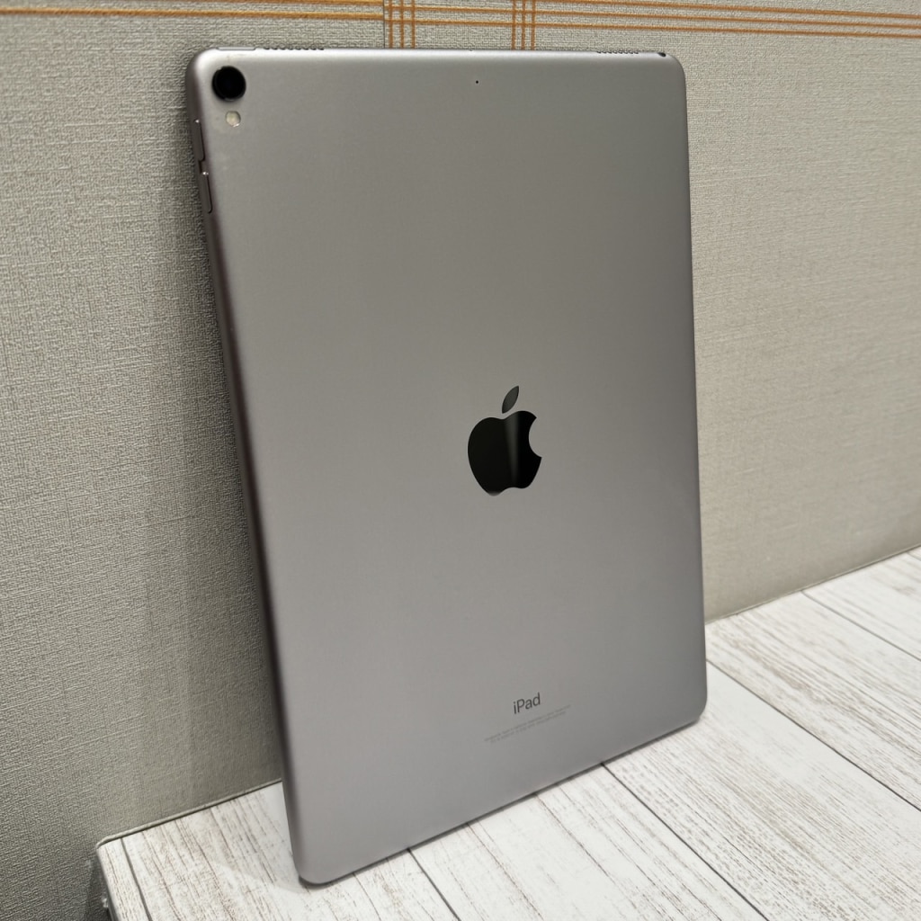 iPad Pro 第2世代 10.5inch Wi-Fiモデル 256GB スペースグレイ MPDY2J/A