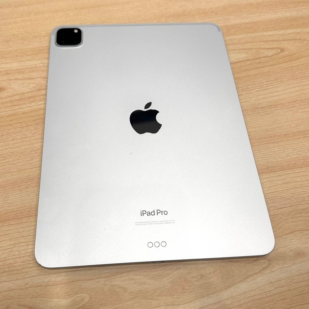 Apple iPad Pro 11inch 第4世代 Wi-Fiモデル 256GB シルバー MNXG3J/A