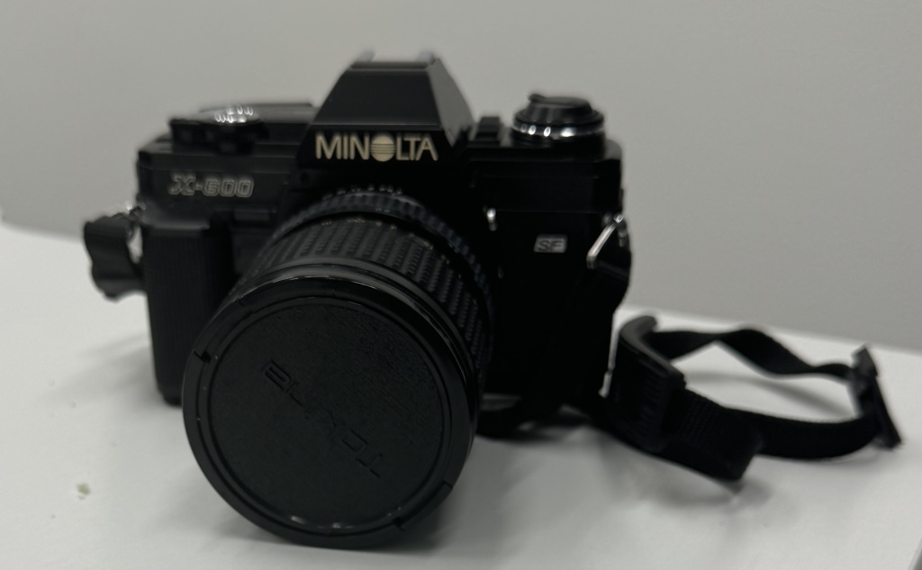 ミノルタ フィルムカメラ X-600