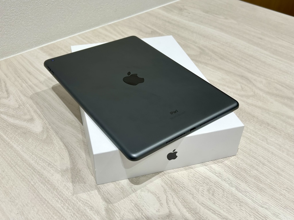 Apple iPad 第9世代 Wi-Fi 256GB スペースグレイ MK2N3J/A