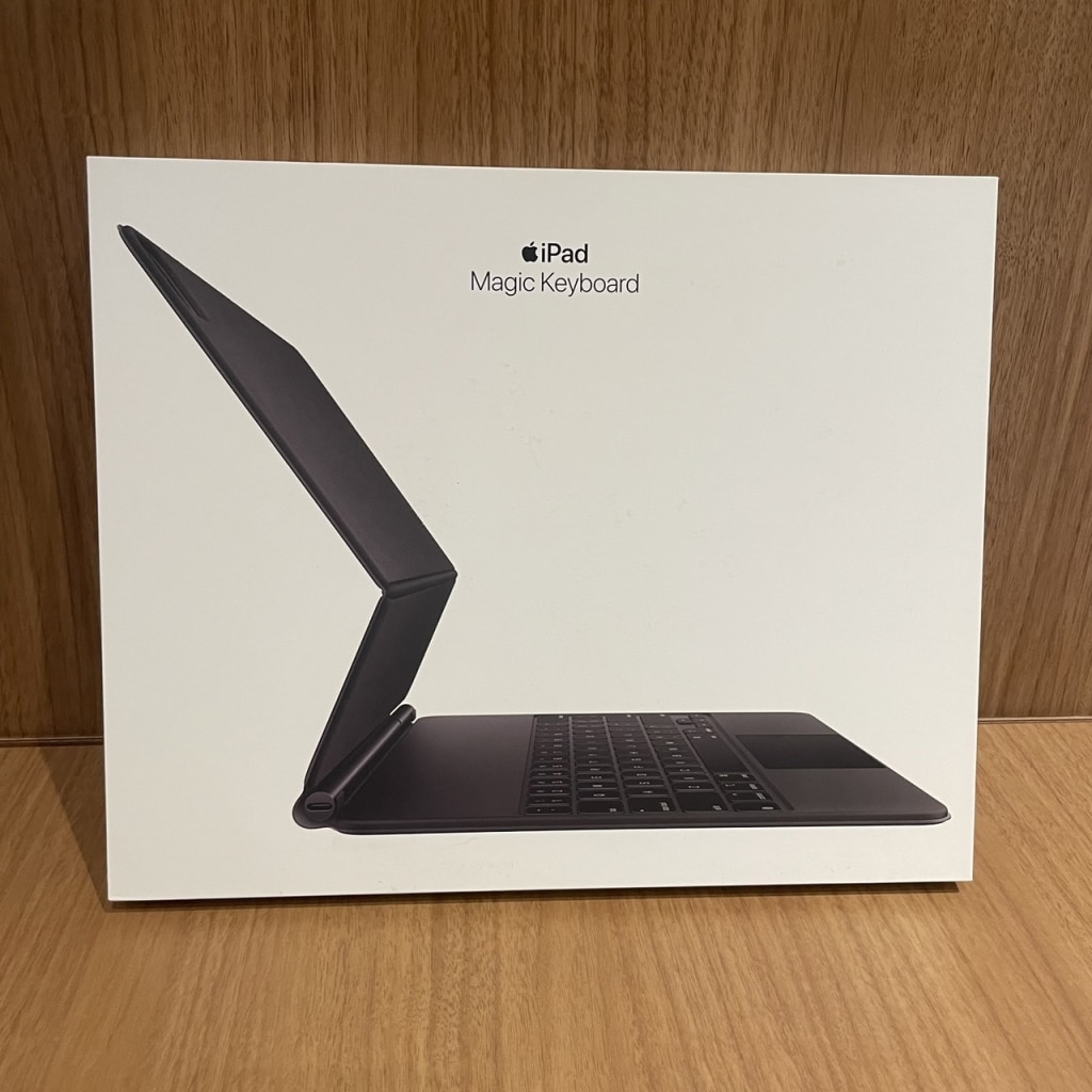 Apple 12.9インチiPad Pro(第4世代)用 Magic Keyboard　MXQU2J/A