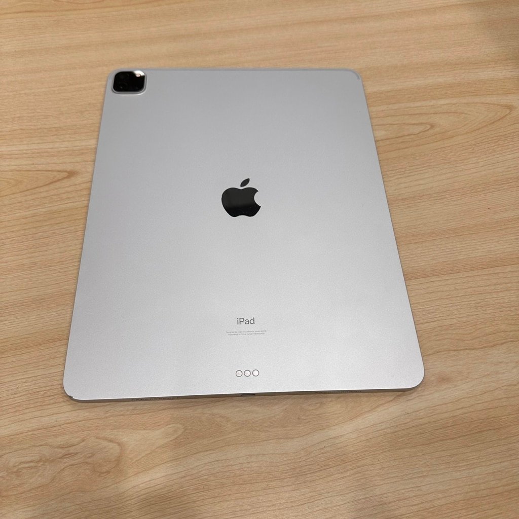 Apple iPad Pro 12.9インチ（第5世代）Wi-Fiモデル 128GB シルバー MHNG3J/A