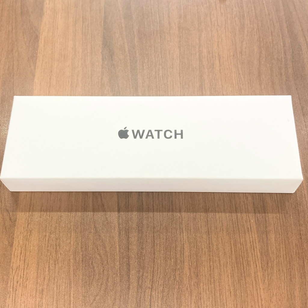 Apple Watch SE2 44mm GPSモデル シルバーアルミニウムケース MRW03J/A