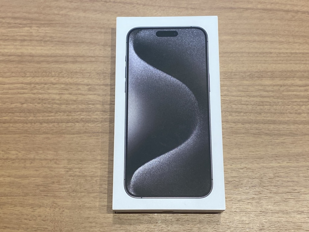国内版SIMフリー iPhone15ProMax 1TB ブラックチタニウム MU6Y3J/A