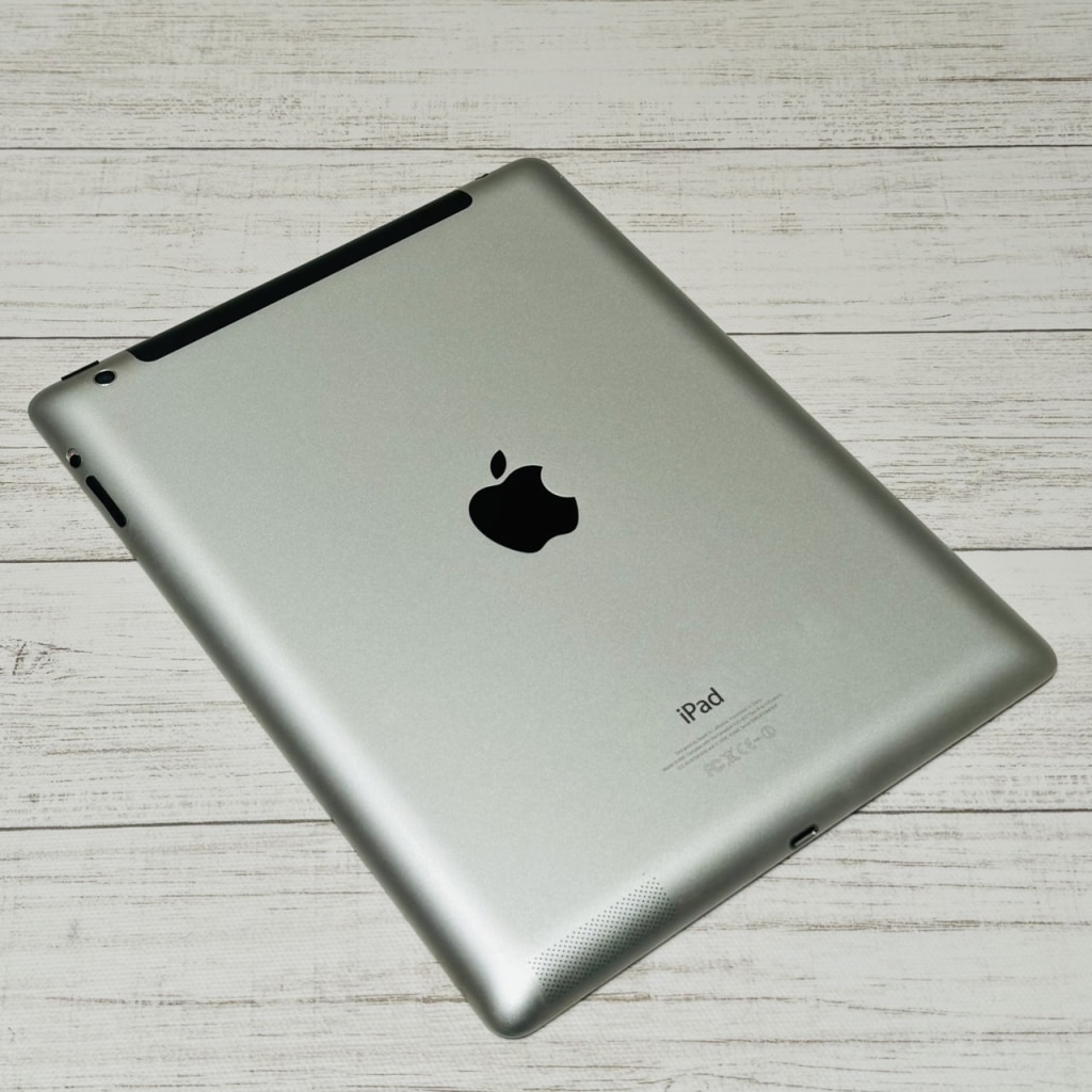 iPad 第4世代 cellularモデル 32GB ブラック MD523J/A