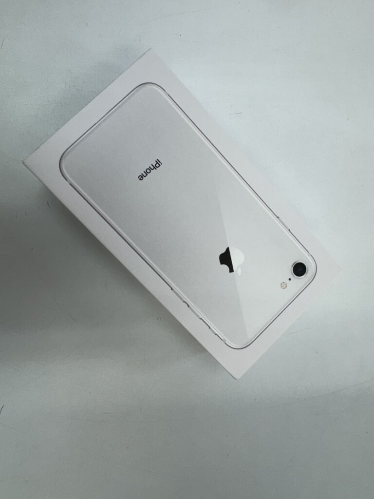 SIMロック解除(Softbank) iPhone8 64GB シルバー MQ792J/A