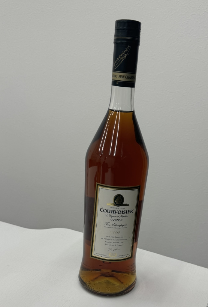 クルボアジェ VSOP ファインシャンパーニュ スリムボトル 700ml/40度/瓶