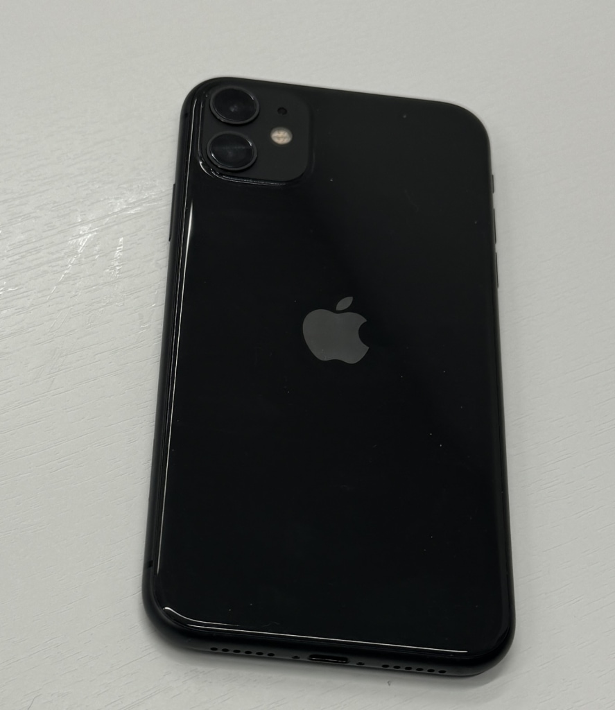 SIMロック解除(Softbank) iPhone11 64GB ブラック MWLT2J/A