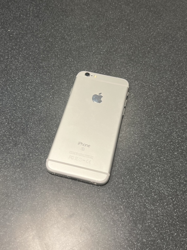 SIMロック解除(docomo) iPhone6s 16GB シルバー MKQK2J/A