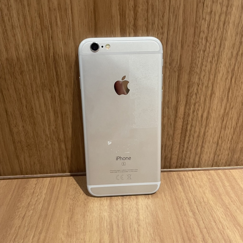 Softbank/SIMロック解除済 iPhone6s 32GB シルバー MN0X2J/A