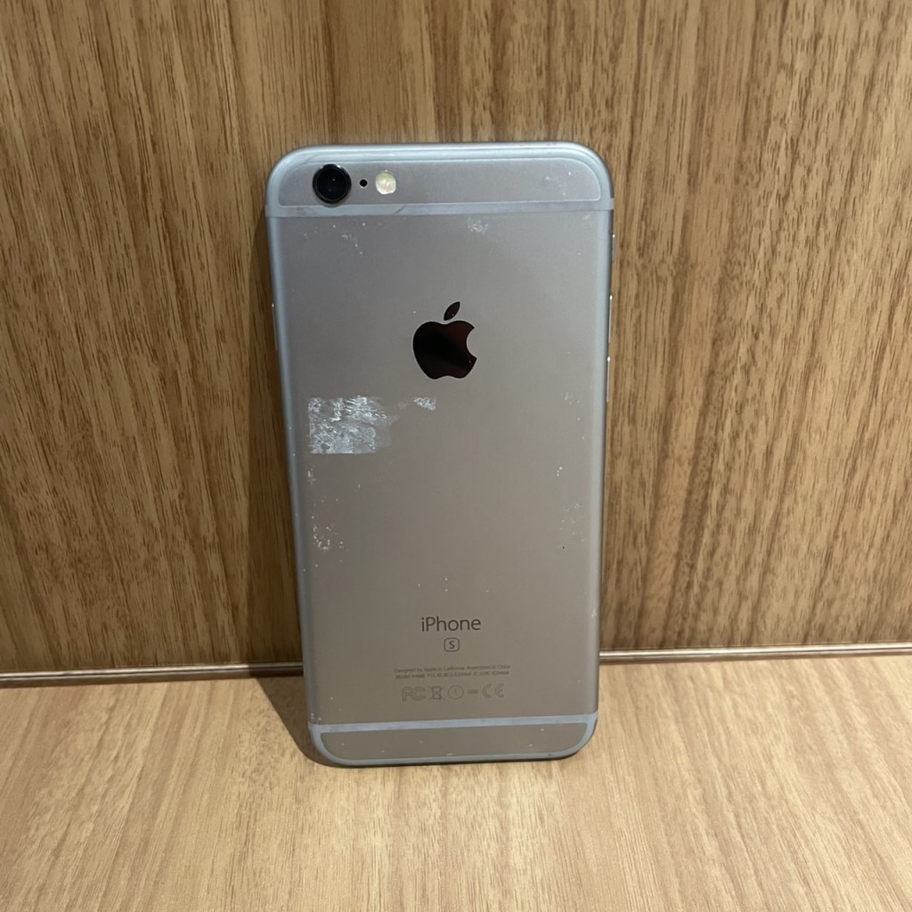 SIMロック解除(docomo) iPhone6s 32GB スペースグレイ MN0W2J/A