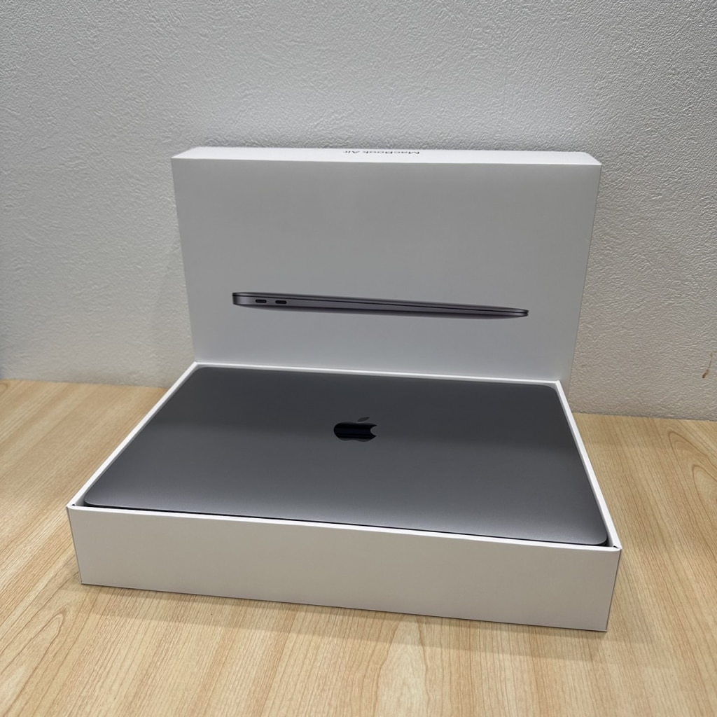 Apple MacBookAir 13インチ 256GB スペースグレイ MGN63J/A