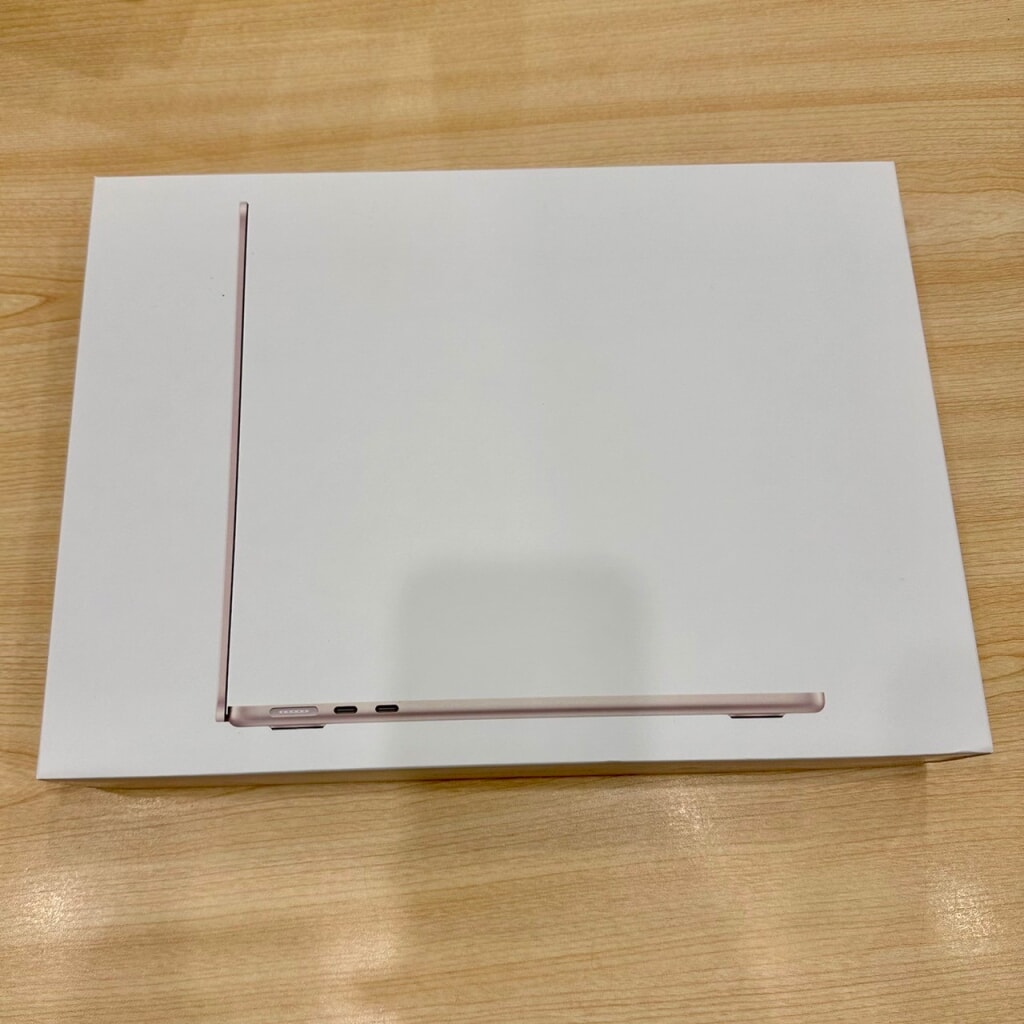 Apple MacBook Pro 13インチ 2019年 1.4GHz スペースグレイ 8GB 256GB MUHP2J/A