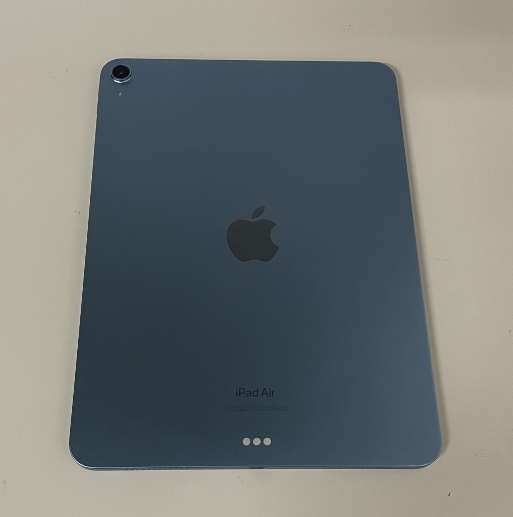 iPad Air 10.9inch 第5世代 Wi-Fi 256GB ブルー MM9N3J/A