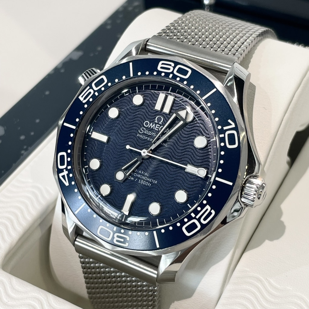 オメガ シーマスター DIVER 300﻿M コーアクシャル マスター クロノメーター 42M﻿M 60周年記念モデ﻿ル 210.30.42.20.03.002