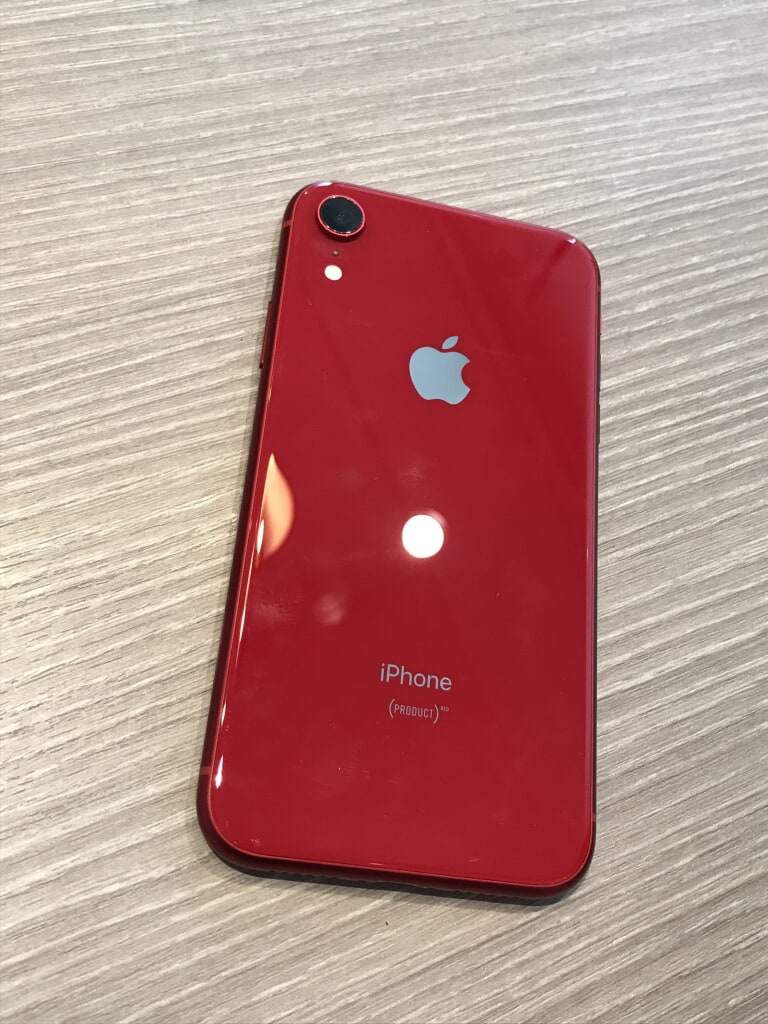 au/SIMロック解除済み iPhoneXR 64GB レッド MT062J/A